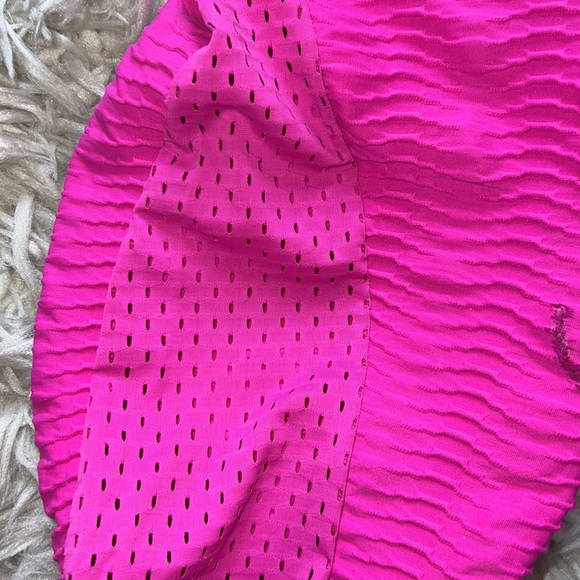 RARE Booty by BRABANTS Hot Pink Croc Leggings - One Size - Picture 4 of 8